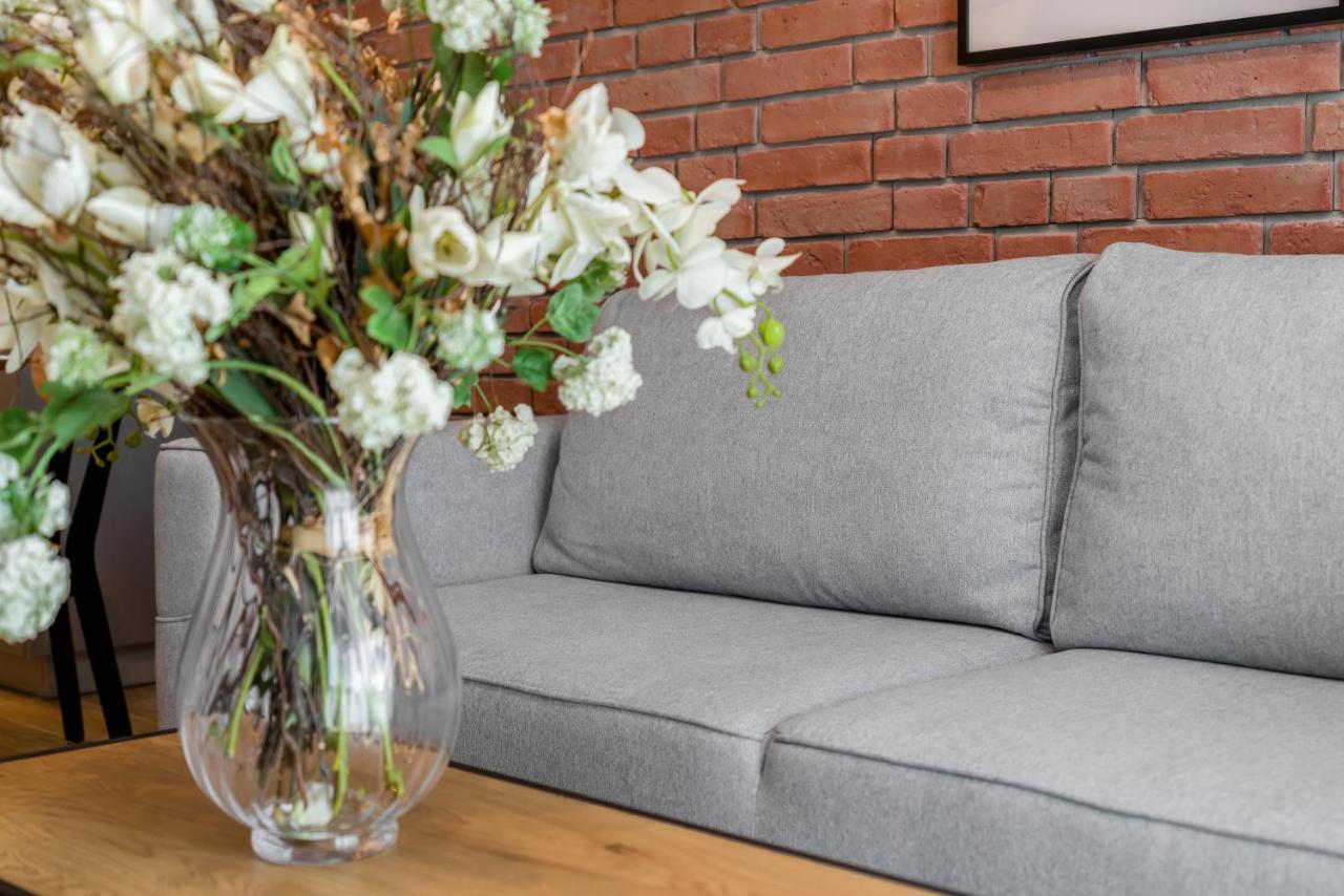 Premium Apartments Poznan Airport By Noclegi Renters Eksteriør billede