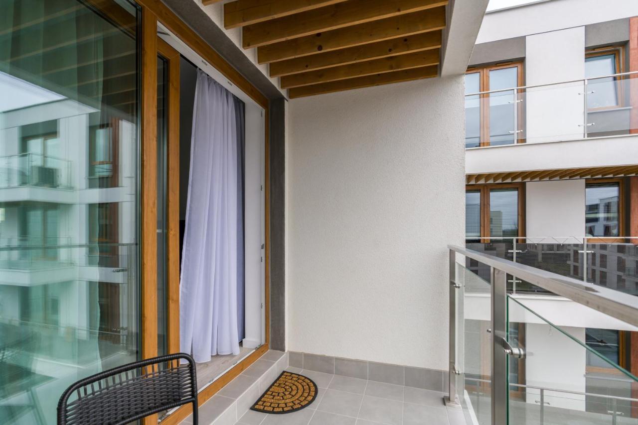 Premium Apartments Poznan Airport By Noclegi Renters Eksteriør billede
